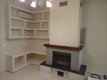 Σύνθεση βιβλιοθήκη  σε οικία στην Παλλήνη.